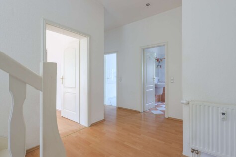 Eigentumswohnung in Stadtvilla zzgl Stpl u. Gartenanteil angrenz.am Berliner Forst - Innentreppe zum SouterrainIV (8378)