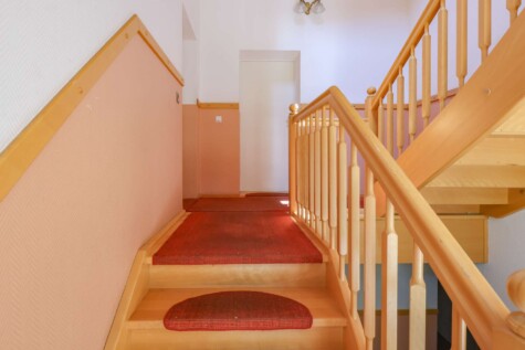 Eigentumswohnung in Stadtvilla zzgl Stpl u. Gartenanteil angrenz.am Berliner Forst - Zugang Wohnung (8389)